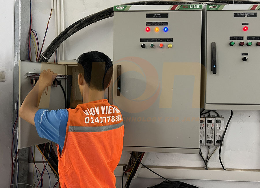 may loc tinh dien xu ly khoi dau bep nha hang maris tai tinh hung yen